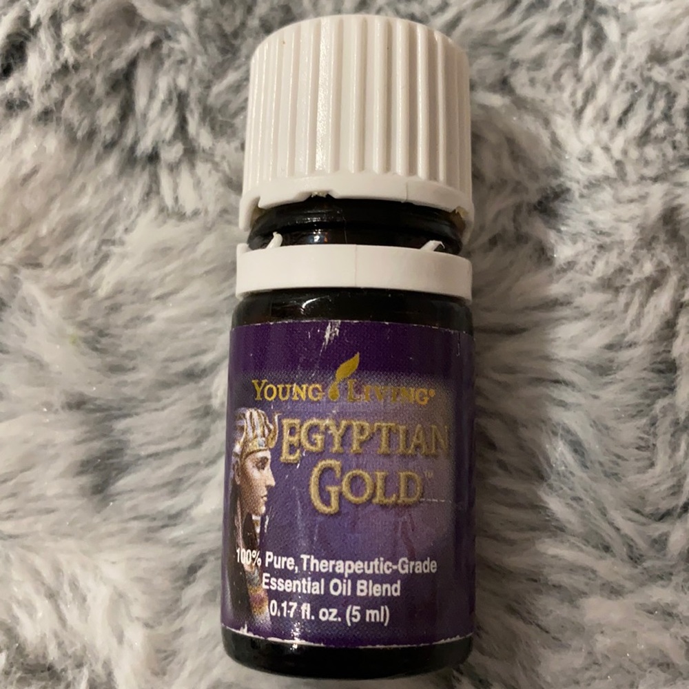 Young living essential oil Egyptian gold